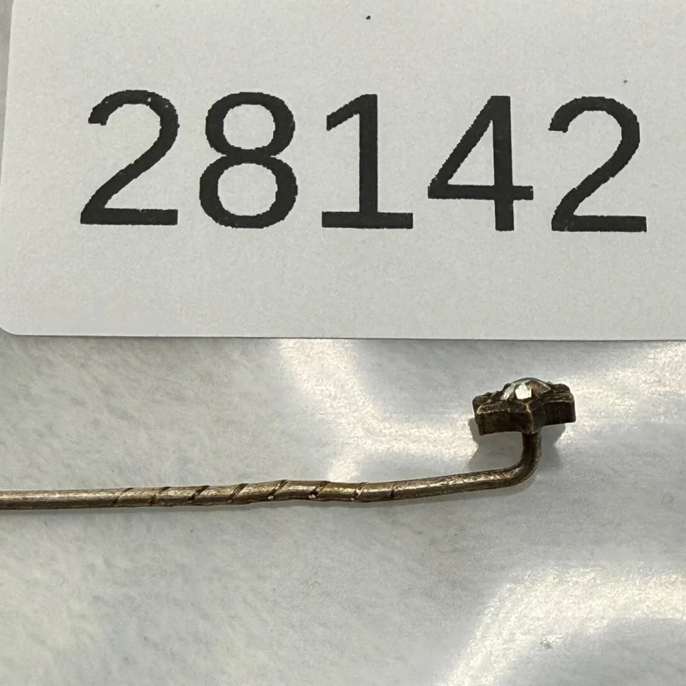 Vintage Rhinestone Star Stick Pin Gold Tone